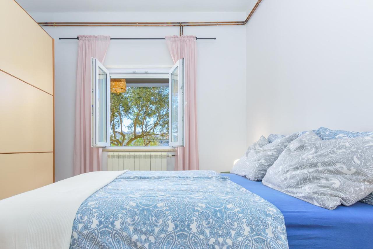 Apartment Macan, Beautiful Green Oasis Пула Екстериор снимка